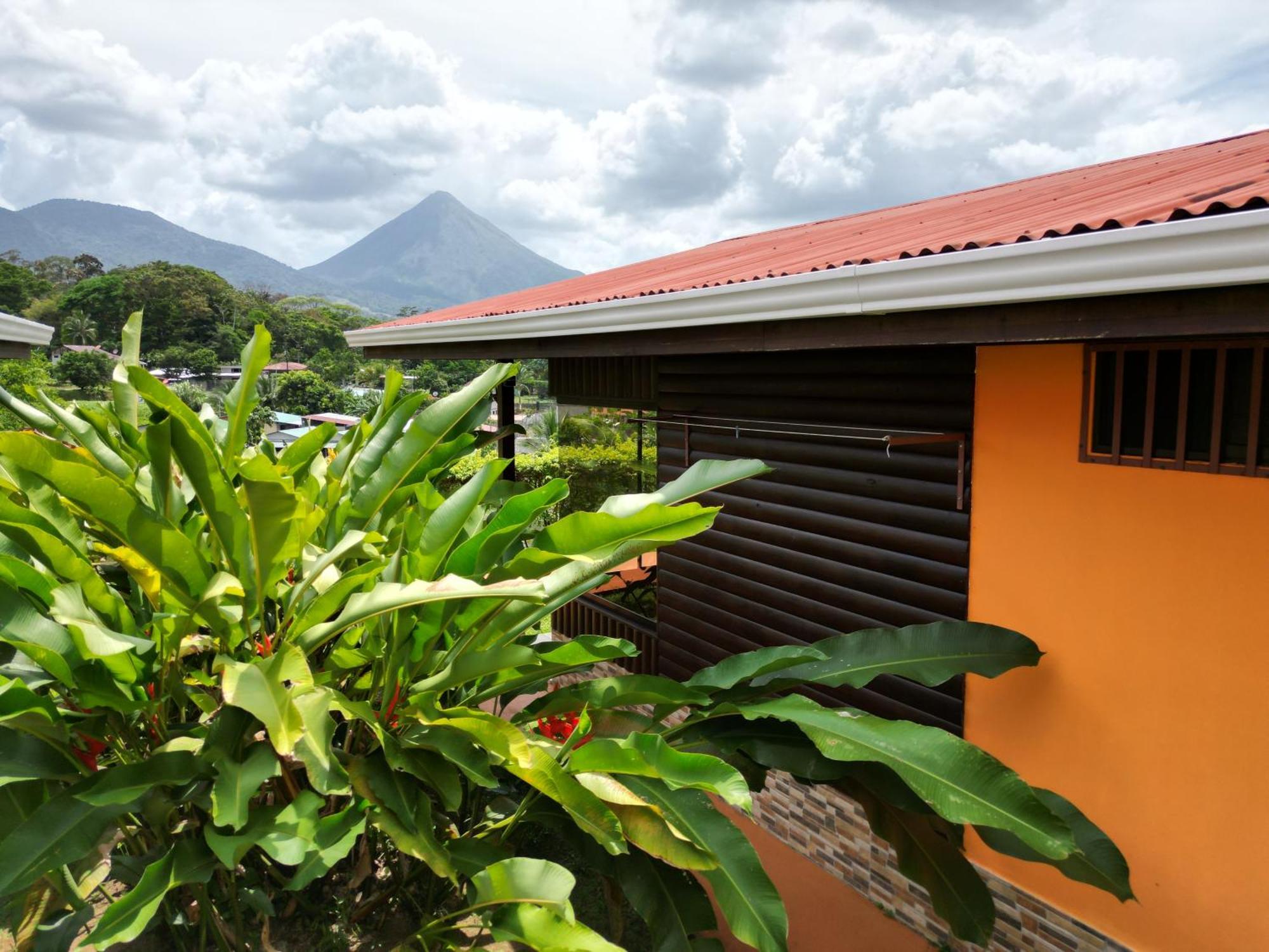 Cabanas Suenos Del Arenal La Fortuna Bagian luar foto