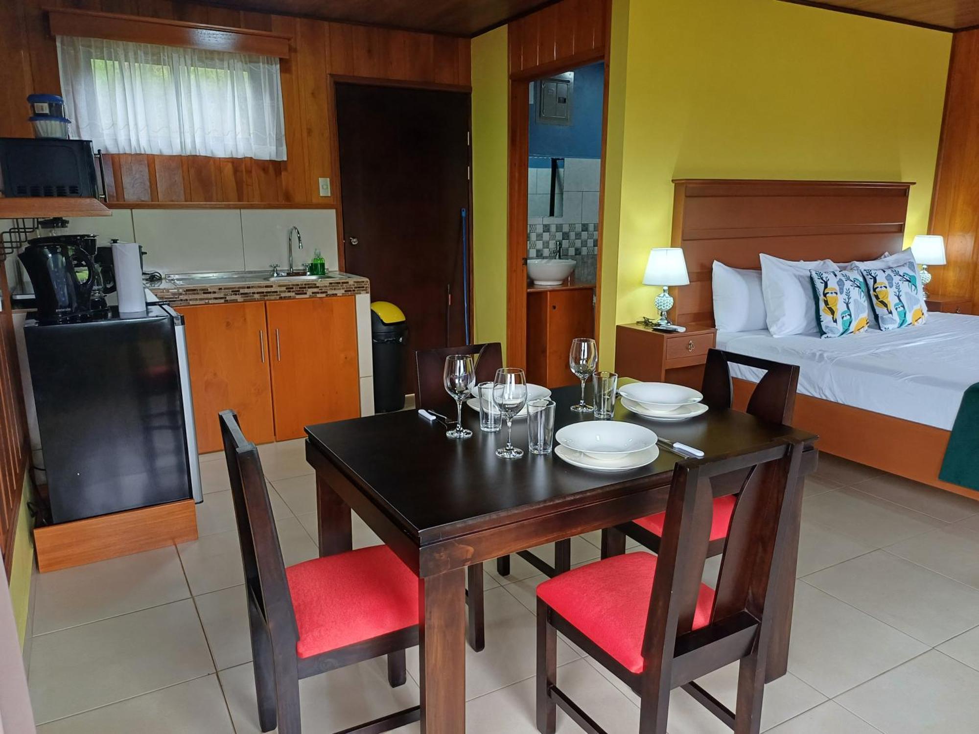 Cabanas Suenos Del Arenal La Fortuna Bagian luar foto