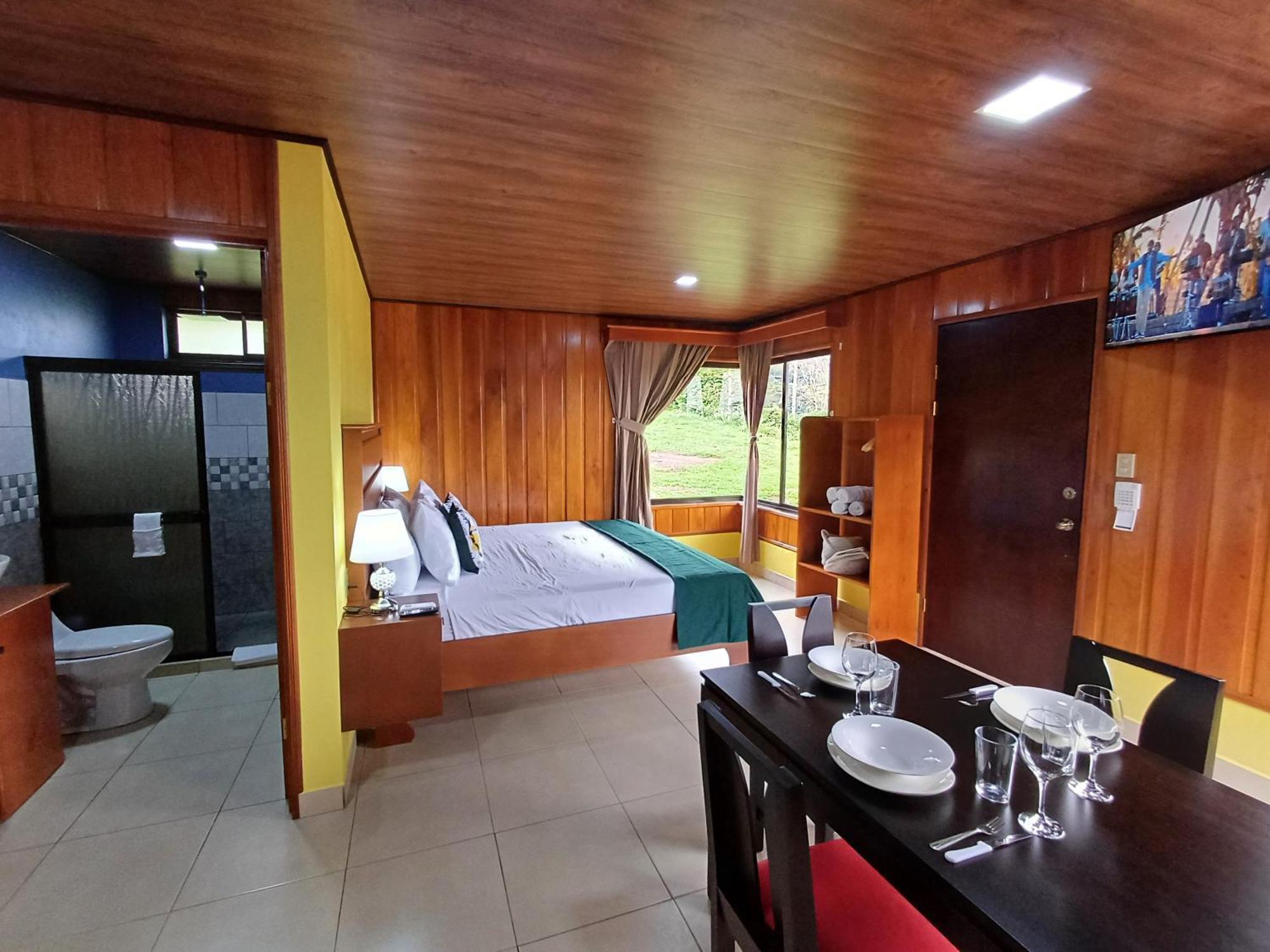 Cabanas Suenos Del Arenal La Fortuna Bagian luar foto